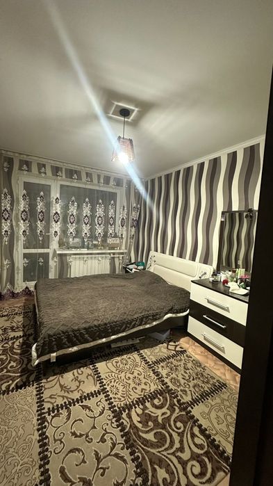 Продам квартиру на 3.а. 16 дом