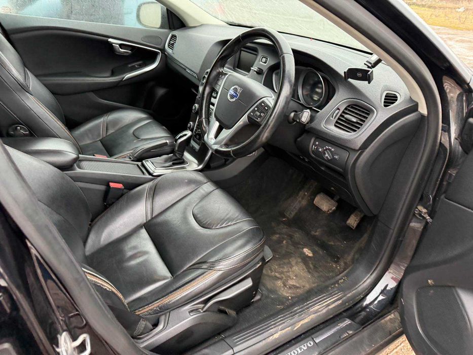 Volvo XC40 1.6 авто 2015 на части