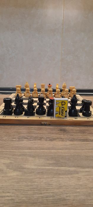 Шахматы, Ручная работа.