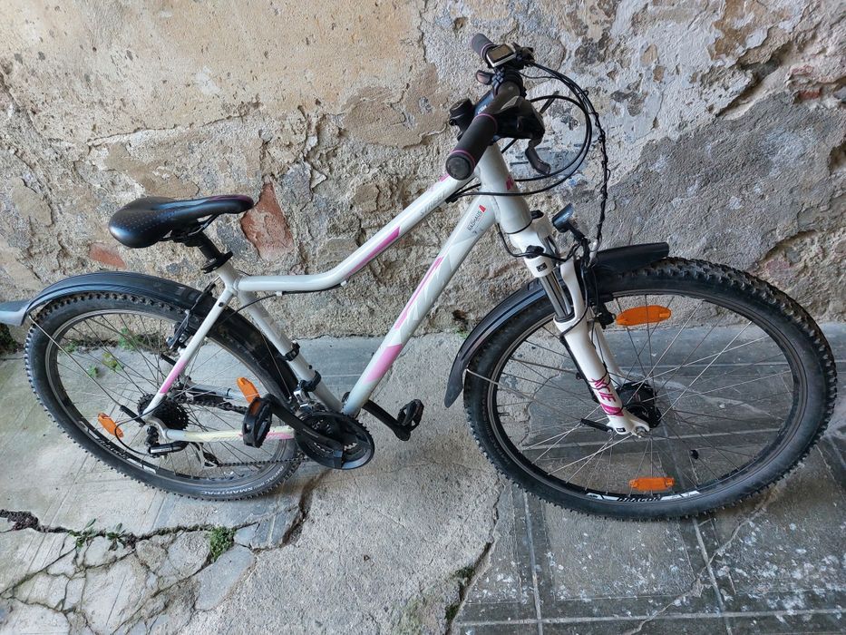 Vând bicicleta de dame
