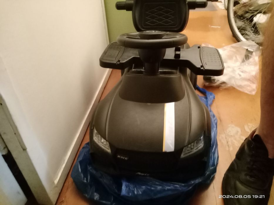 Детский велосипед машина