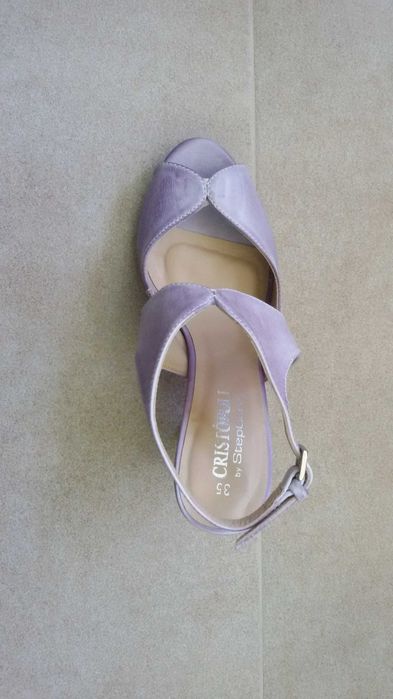 UGG нови сандали с подарък втори чифт на ТОП цена