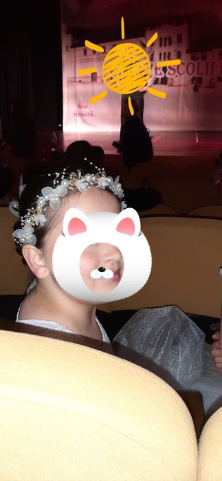 Cordeluta eleganta alba.