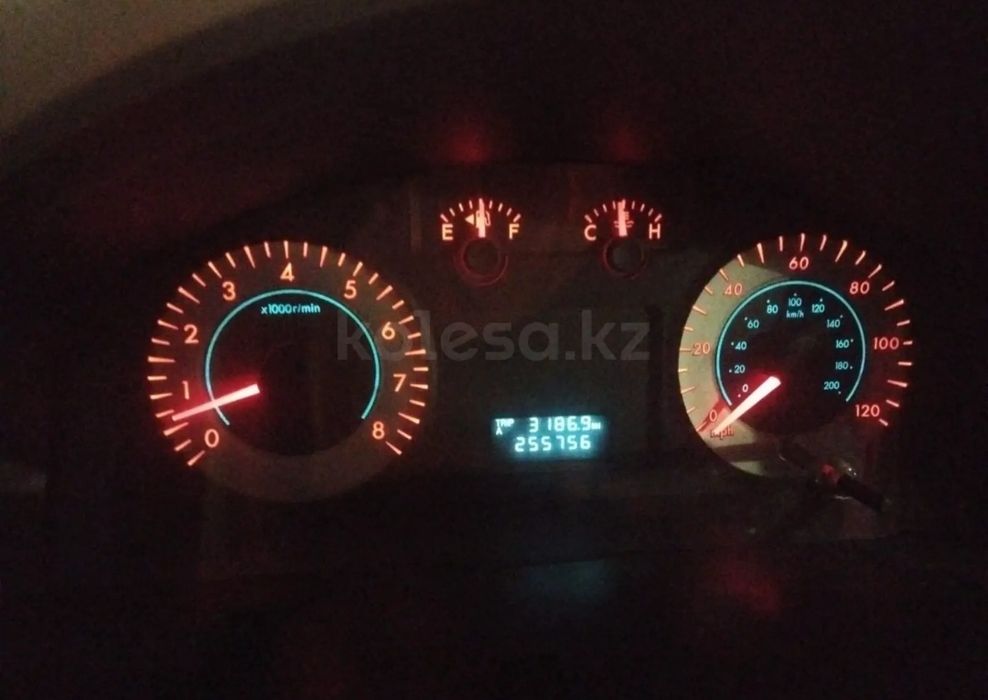 Продам машины Mazda Tribute 2008