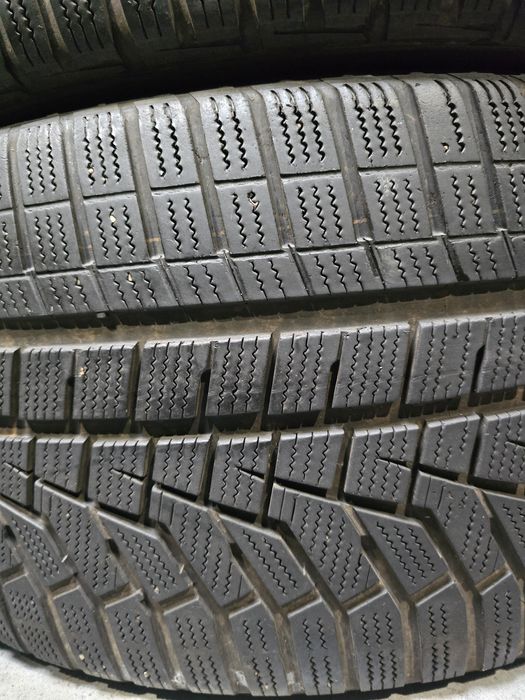 295 35 23 anvelope iarna hankook audi q8 rsq8 Bentley Rolls Roys