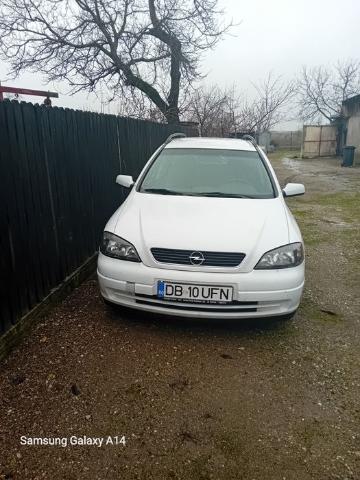 Vând Opel astra 2004