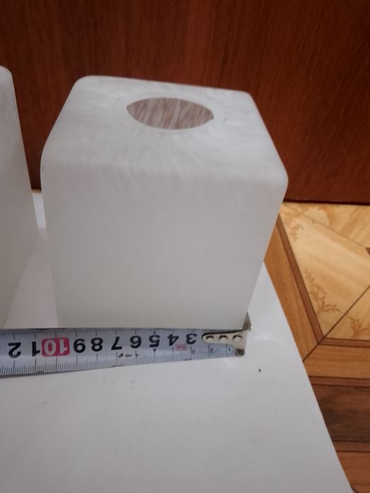 Продам Стеклянные Плафоны квадратный Каждый по 500 тг.