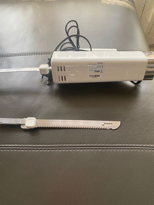 Cutit electric GRAEF 150 Watt cu lama si pt congelate