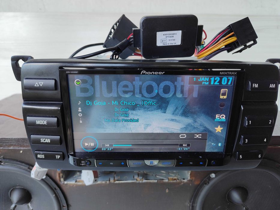 Мултимедия Pioneer AVH-X8500BT – Пълен комплект за БМВ Е46 с М волан