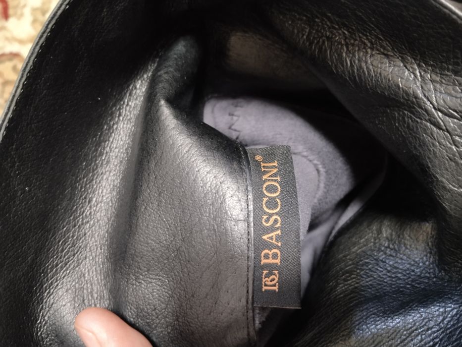 Продам сапоги в хорошем состоянии.