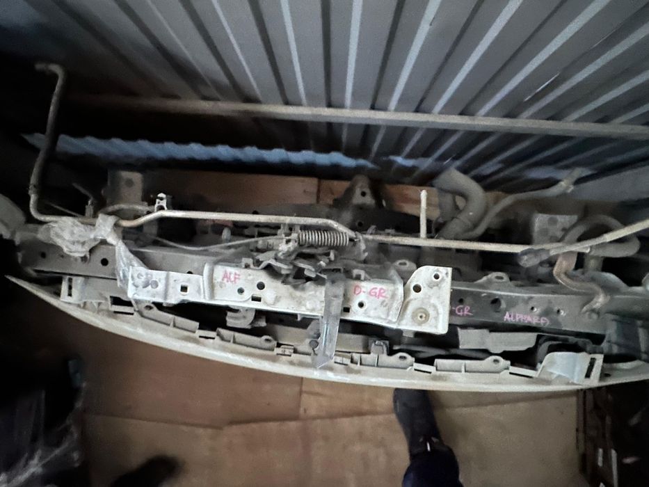 Решётка на тайота Альфард