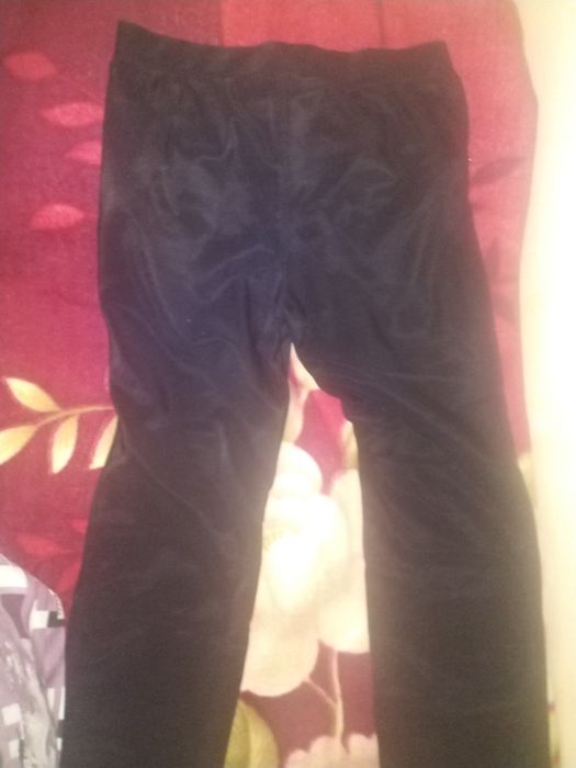 Джинсы и брюки женские.