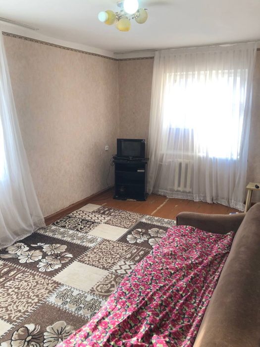 9микрарайоне 1х Прадаётся