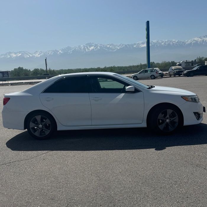 Toyota Camry 2.5 АКПП, 2013,