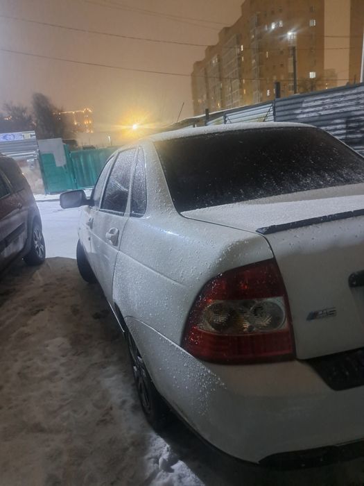 Продам   Priora:2011