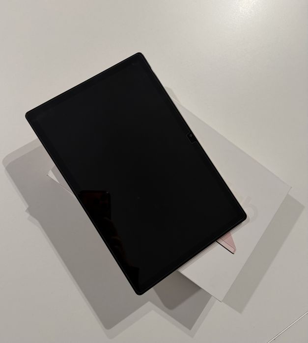Galaxy Tab A8 pink с клавиатура