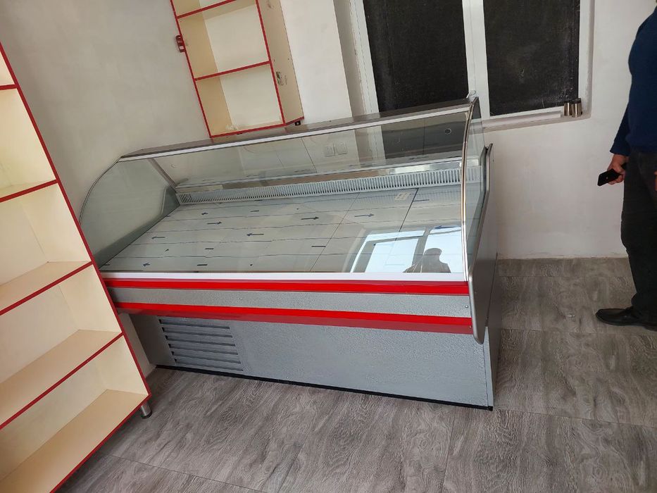 Витринние холодильники