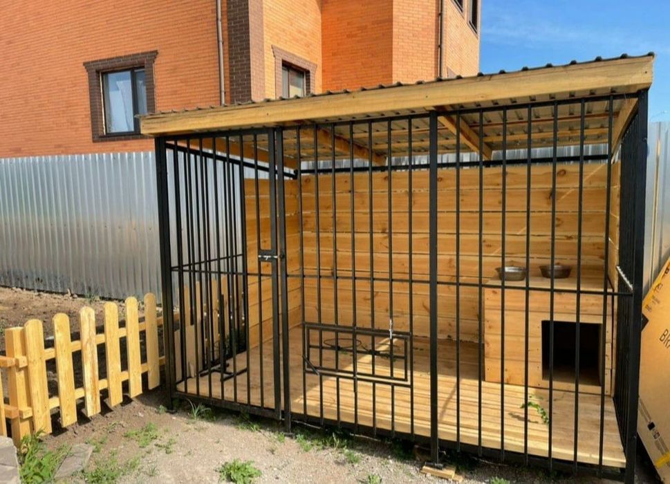 Будка для собаки, вольеры