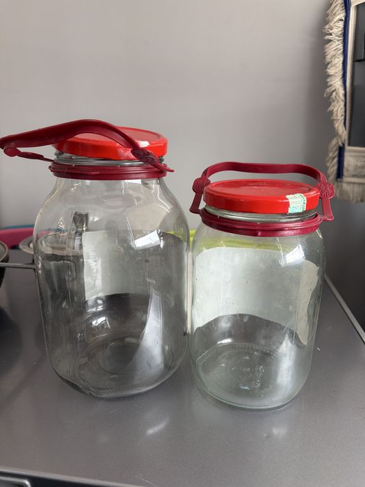 Продам банки 2, 3 литровые