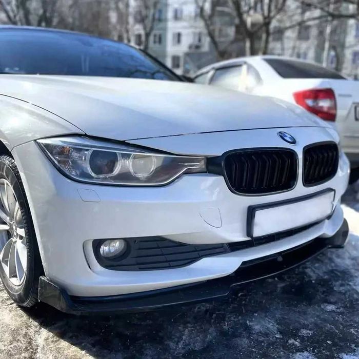 Lip Dedicat Prelungire Bara Fata Simpla Non-M BMW F30 F31, Negru Lucio