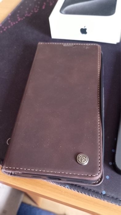 Vand Iphone 15 pro max 256 gb + baterie portabila