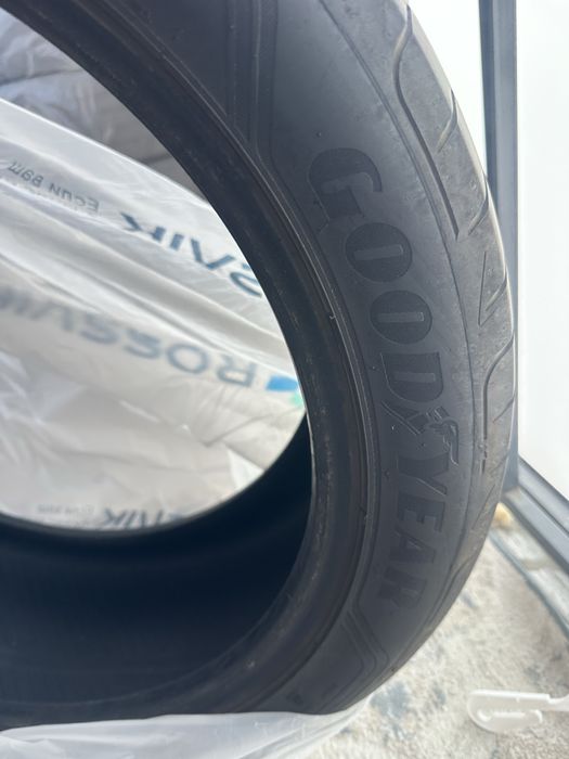Резина Goodyear 245/45/20