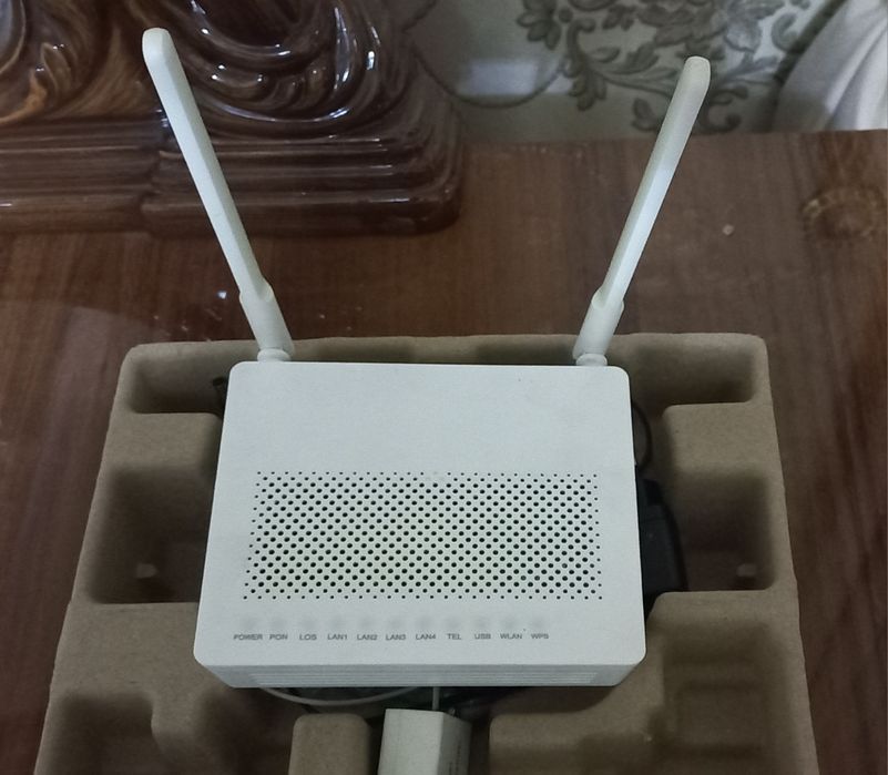 Wi-Fi Router Sotiladi