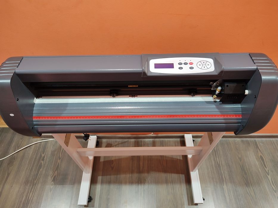 Plotter Cutter ( citiți descrierea)
