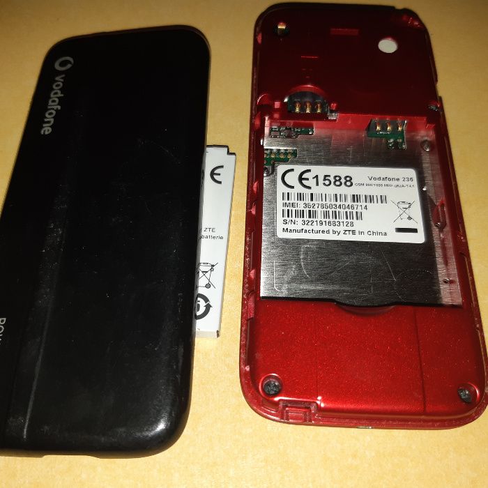Телефон vodafon 236