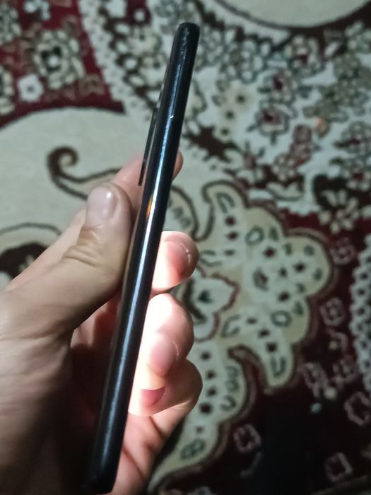 Samsung A41 64gb 4 radnoy hamma tarafi