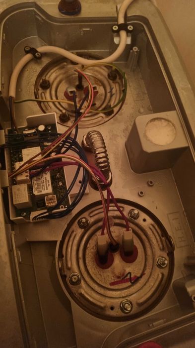 Бойлер на части Ariston