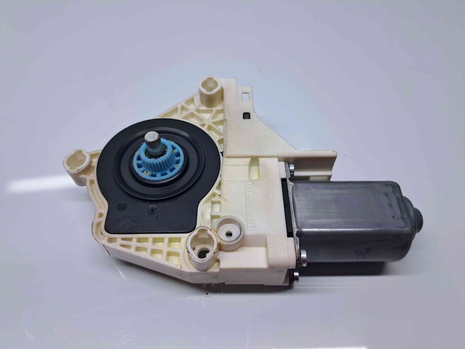 Motoras geam dreapta fata Audi Q3 (8UB) [Fabr 2011-2018] 8K0959802B