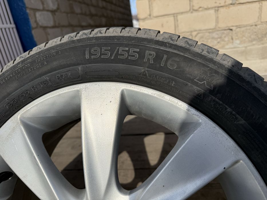 Титановые диски с шинами