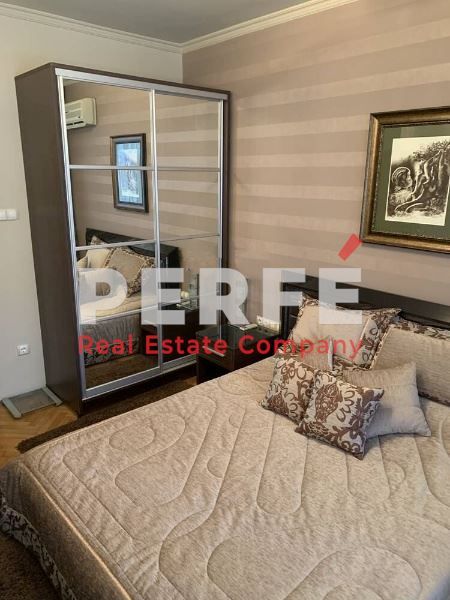 Продава се Многостаен апартамент в Бургас, Център - 135 кв.м за 2371 €/кв.м - Снимка #6