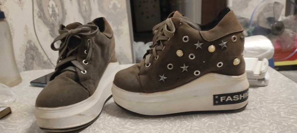 Срочно Разная обувь