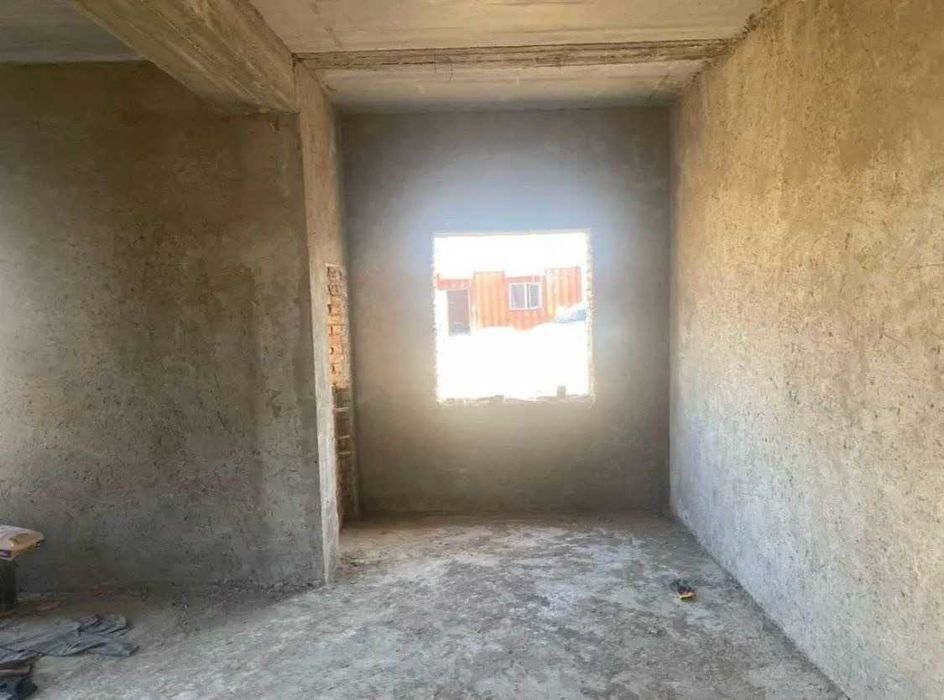 Дом с двумя участками