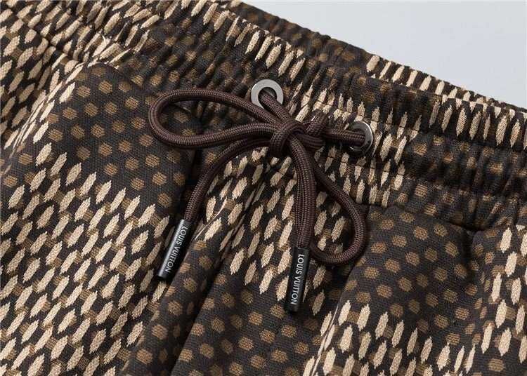 Aduc pe comanda Compleu LOUIS VUITTON orice model