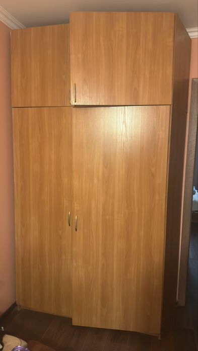 Продам шифоньер б/у