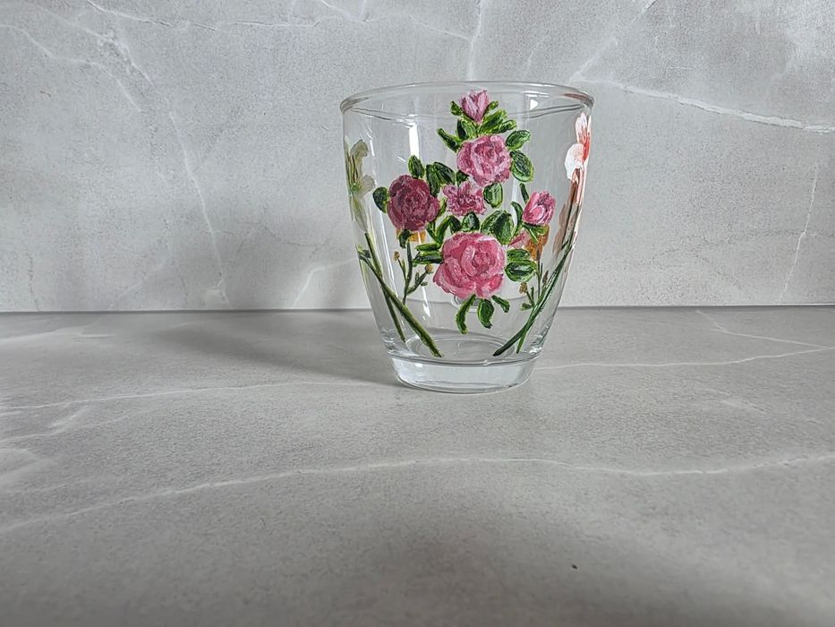 Ръчно рисувани чаши