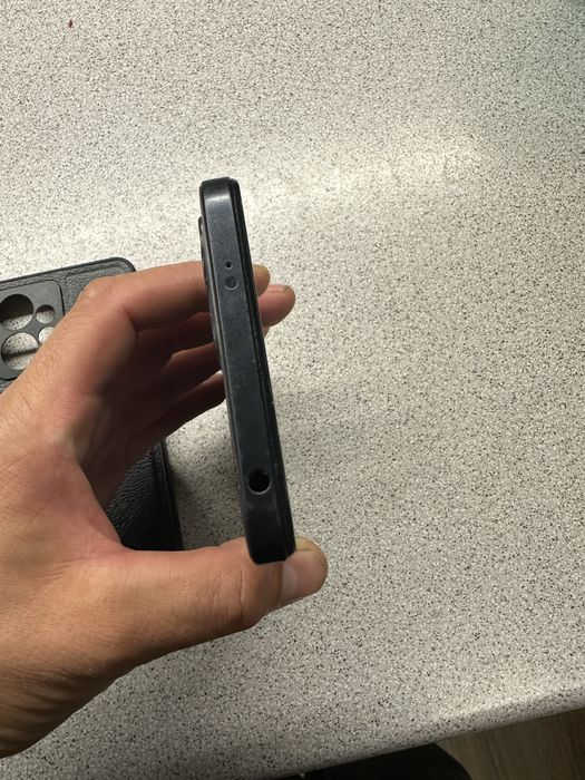 Продам телефон Redmi note 12 4g