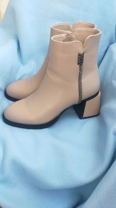 Женские полусапожки 37 р