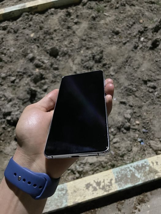 Samsung Gallaxy S21 plus