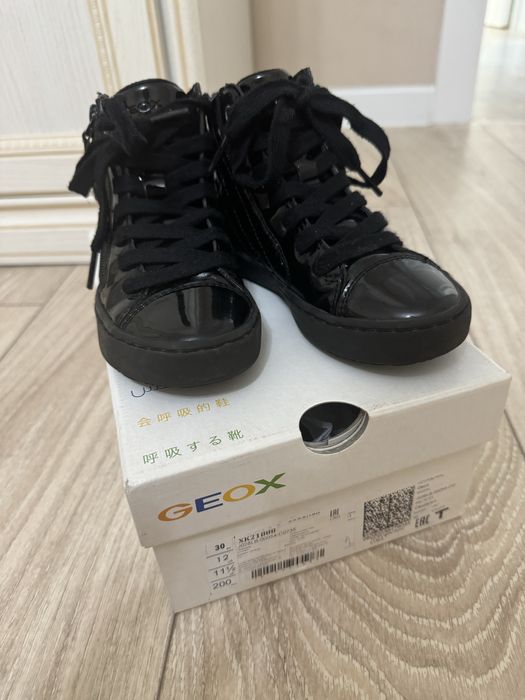 Geox лаковые ботинки детские