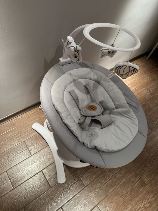 електрическа бебешка люлка/шезлонг