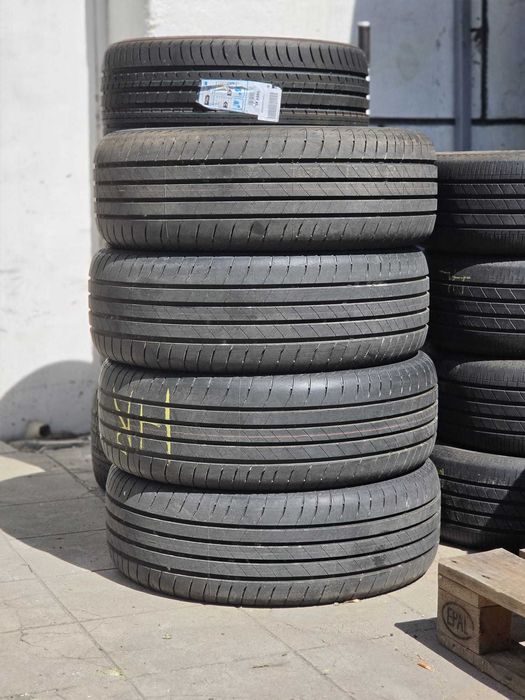 235 55 18 Bridgestone Turanza  Dot 2425