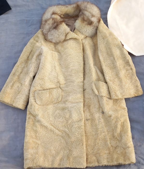 Cojoc din blană de miel