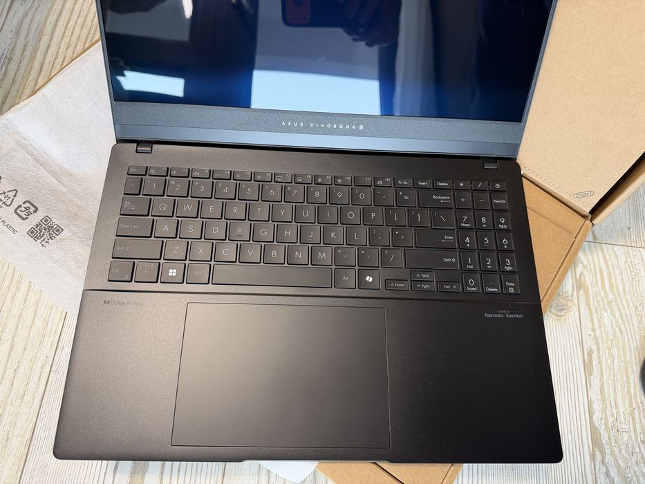 Asus Vivobook S15, Intel Ultra 7, 32gb, 1Tb, OLED