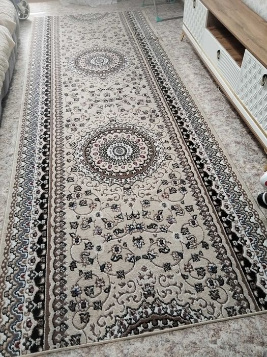 Продам ковровую дорожку