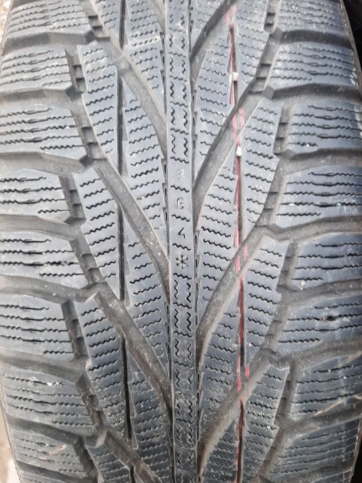 Продам шины 225/65/17 нокиа