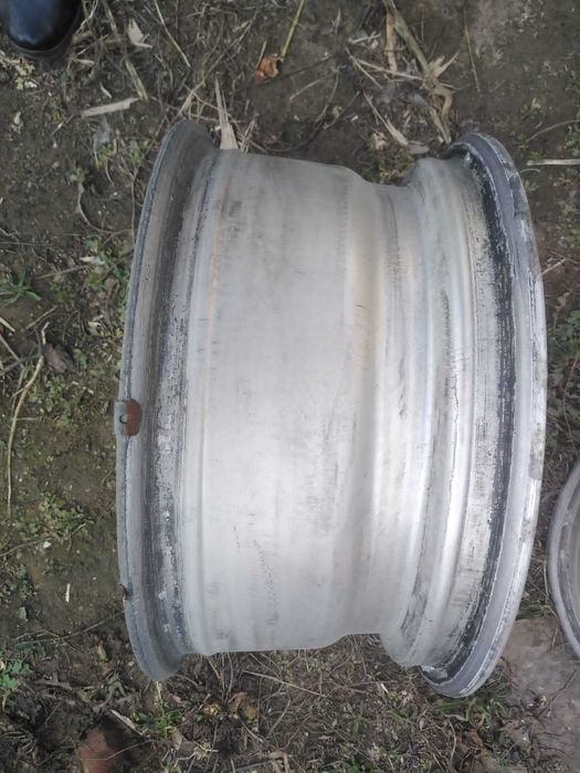 Диски на автомобиль